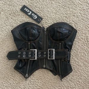 i am gia Neilina top - BRAND NEW/ sold out